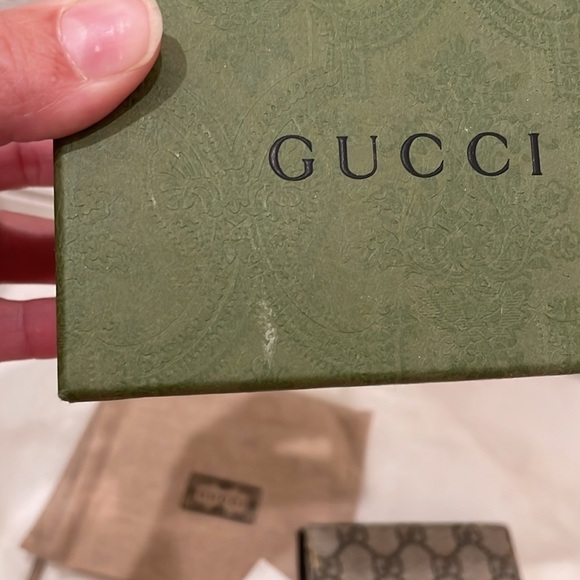 Gucci Bees Full Set Compact Wallet​​​​​​ - Picture 2 of 11